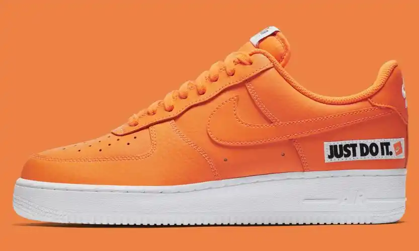 经典slogan 再现,nike "just do it" 橙色套装预览