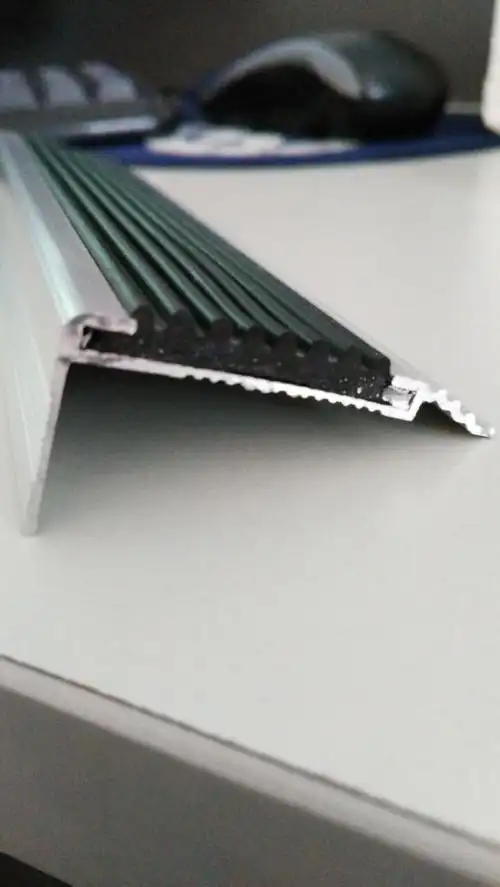 楼梯防滑条厂家 - 南京美硕有限建材公司
