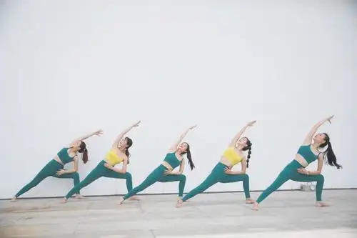 安然瑜伽——零基础"瑜伽教练培训班"火热招生中!