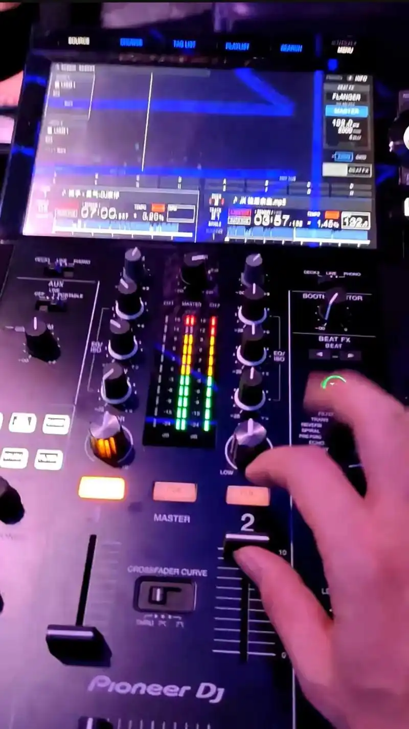 清风dj音乐网 #打碟 #清风dj - 抖音