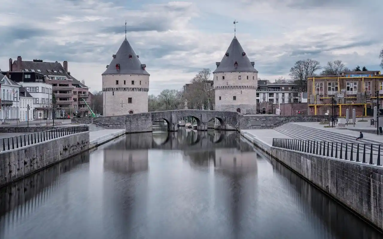 欧洲小镇英伦风建筑图片桌面壁纸