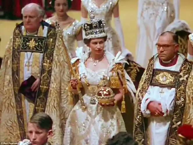 英国女王65年前加冕旧照,大英帝国最后的余晖
