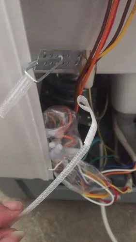 洗衣机的脱水桶不转了