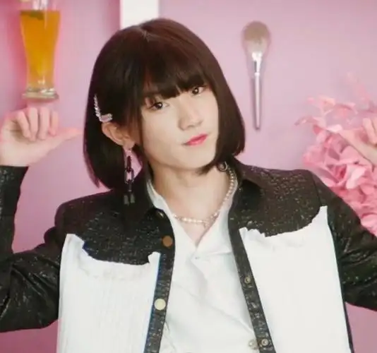 小丑竟是我自己原来都是你们女装大佬