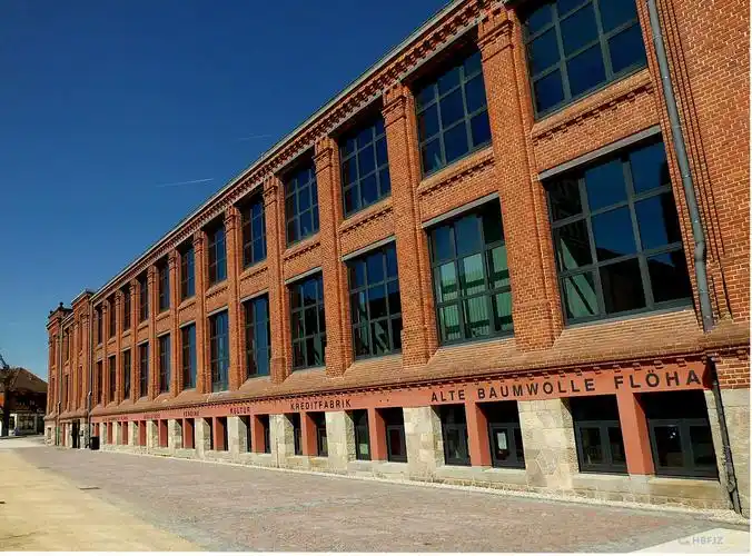 标签老旧房屋检测