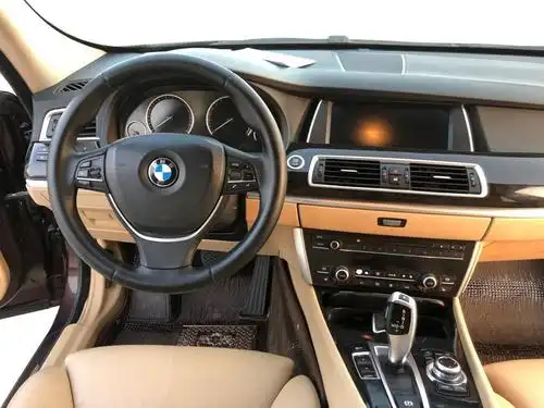 【湛江】2011年11月 宝马 宝马5系gt 2010款 535i 领先型 手自一体