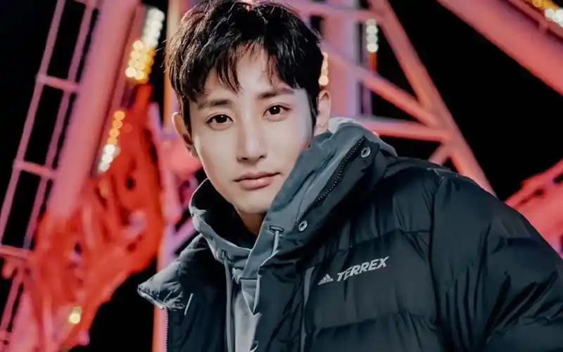 李洙赫神颜合集cut2高清1080p混剪素材孙娜恩x李洙赫阿迪达斯