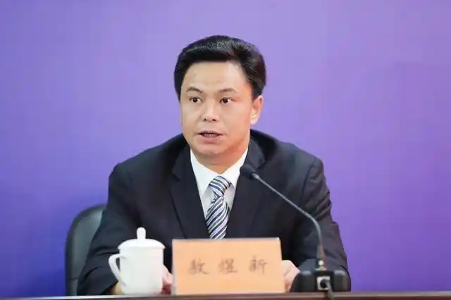 德清县委书记王琴英,德清县委副书记,县长敖煜新出席发布会并介绍德清