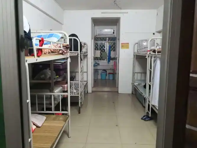 海口实验中学(初中部)第一周周日值班小结---林凯,刘晓翡,童和琴