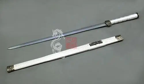 品名: 长款四面汉剑3种颜色鞘 任选 ◎规格(cm): 全长:110刃长:75刃