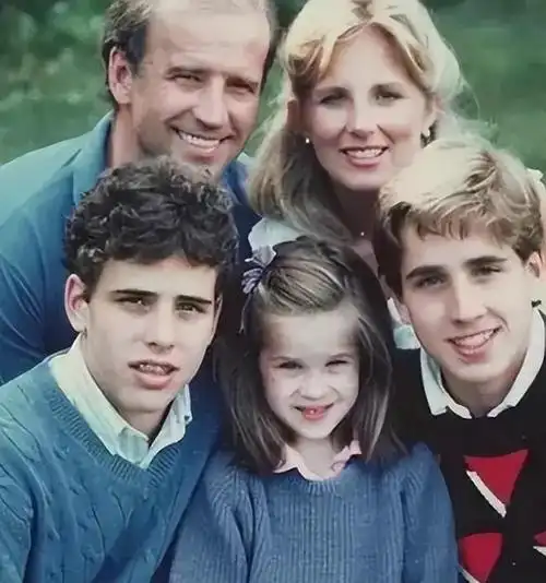 拜登次子亨特,大哥去世后与寡嫂相恋,拜登:很高兴他们找到彼此