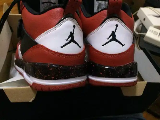 aj真假如何辨别?