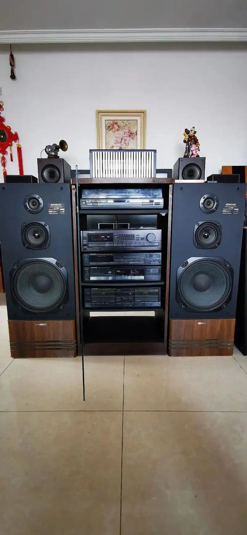 建伍落地组合音响设备一套