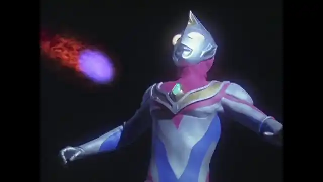 奥特曼红灯后,迪迦:放大招,赛文:太阳能,他:怪兽帮我充电!