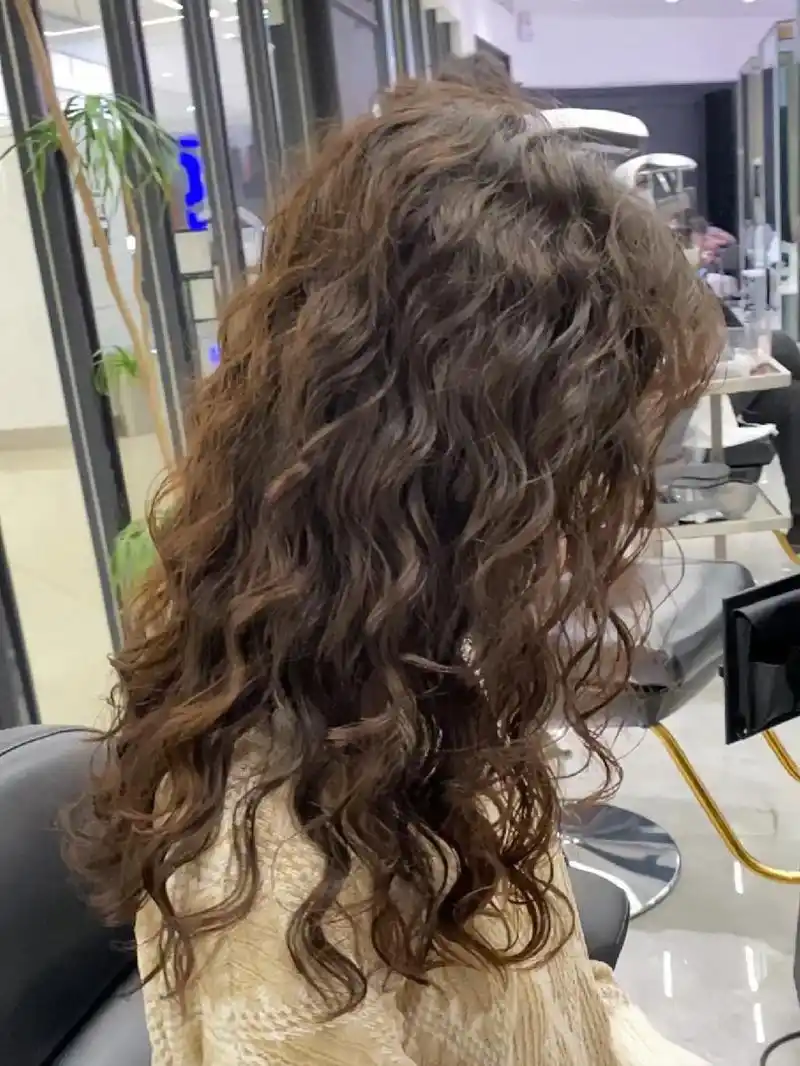 发量少发质细软颅顶贴这一组羊毛卷烫发可