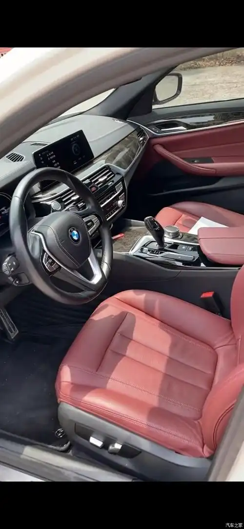 又爱又恨宝马5系内饰赏析