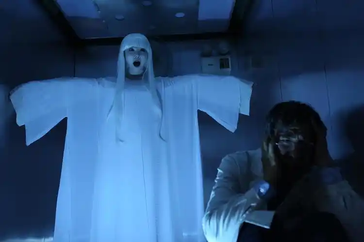 《电梯惊魂》全集-高清电影完整版-在线观看