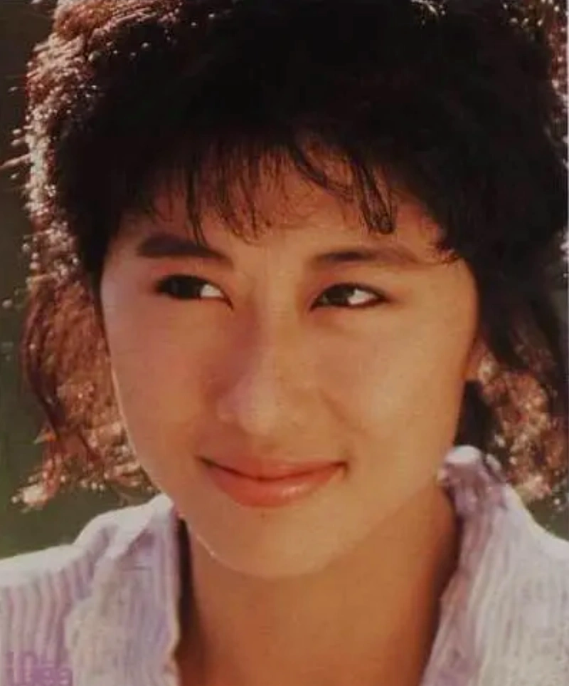 "潇洒天后"叶倩文:红过王菲,情断费翔,嫁给林子祥隐退歌坛