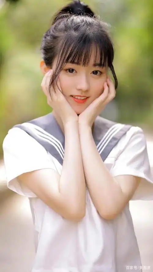 马尾辫校花写真.纯的健康,纯的自然,纯的可爱,纯入人心!