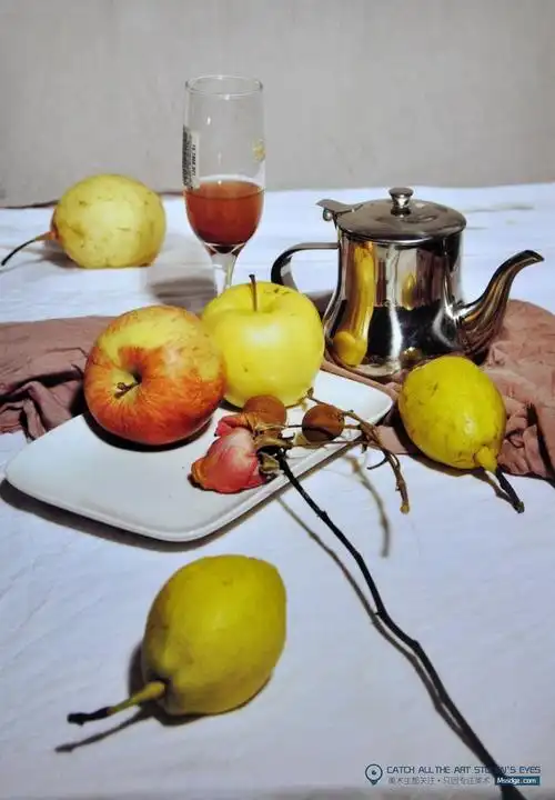 素材静物组合s型构图