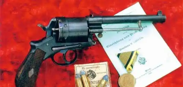 三款久经战火的著名左轮 不输于名枪柯尔特的经典之作_转轮手枪_俄国