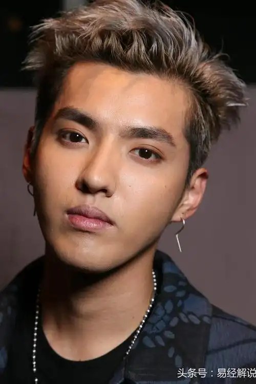 吴亦凡的八字命理解析:性6969别八字精批十年大运八字合婚六道