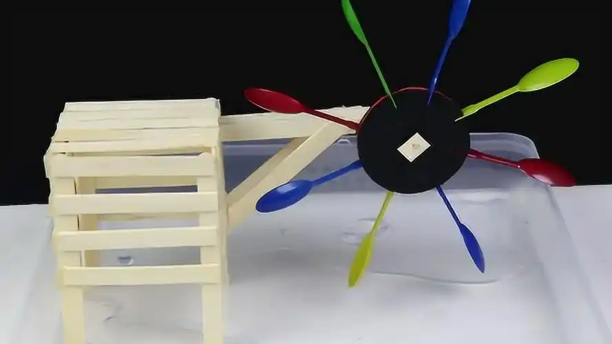 手工玩具小妙招迷你水车模型的制作过程简单又有创意