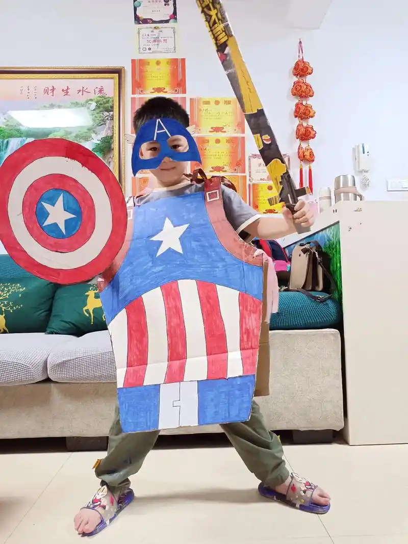 中班小朋友六一节目环保时装秀:美国队长(变废为宝),这几天有 - 抖音