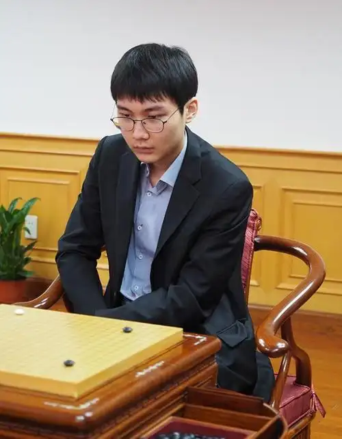 连柯洁也不得不微博讨薪棋界欠薪不鲜见曾沦为国际笑话
