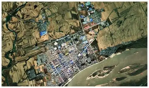 卫星上看黑龙江通河县:县城位于松花江北岸,是哈尔滨的后花园
