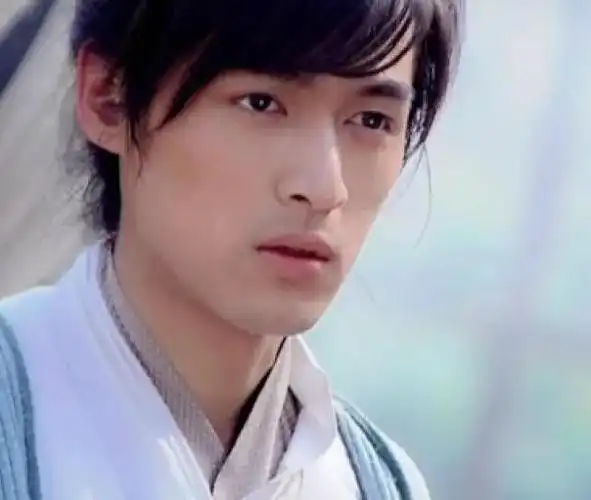 影视中那些无法被超越的经典角色,胡歌饰演的李逍遥堪称巅峰