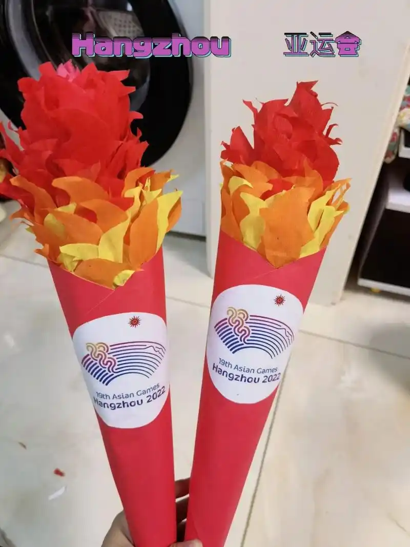 火炬手工亲贴     火炬,一片片,一叶叶