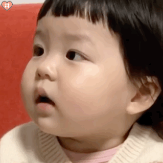 萌娃丸子妹表情包动图今天是吃雪糕的小丸子被吃光光的居然没有哭哭