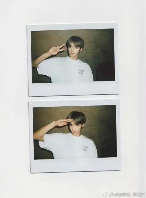 刘耀文最新拍立得随拍##刘耀文胶片风比耶随拍