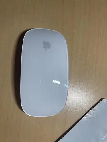 出苹果妙控鼠标二代 白色