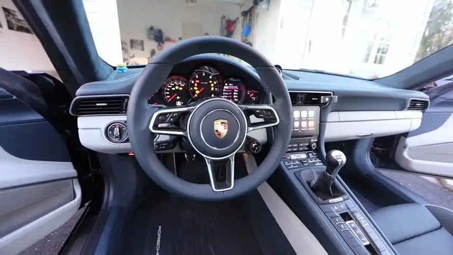 保时捷 992 911 手动挡体验