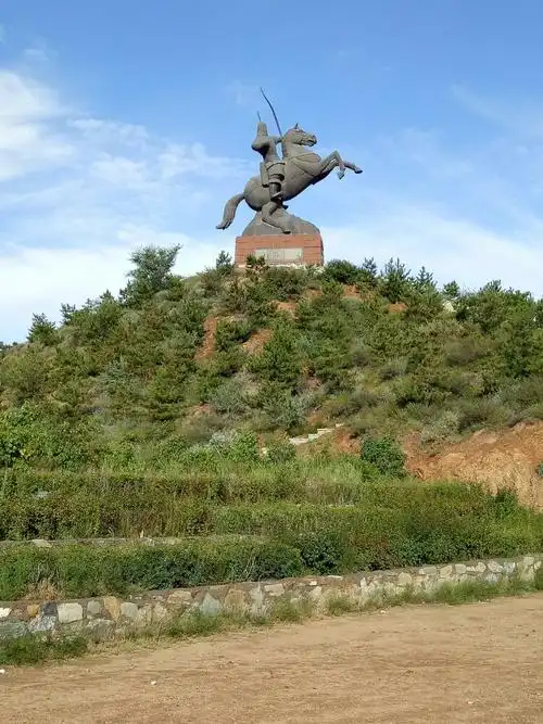 天然氧吧大青山 原始森林马鞍山