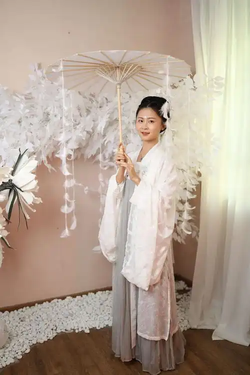 124p 中国风古装汉服少女raw原片cosplay图集 摄影修图学习