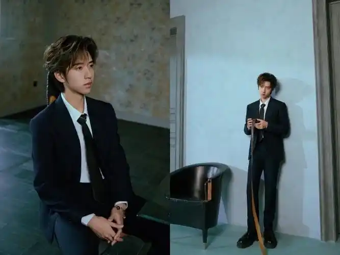 看贺峻霖这身西装造型有种我家有崽初长成的欣慰感是怎么回事#北京