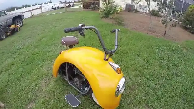 机械牛人自制一台迷你电动车,这造型太萌了,骑出去回头率爆表