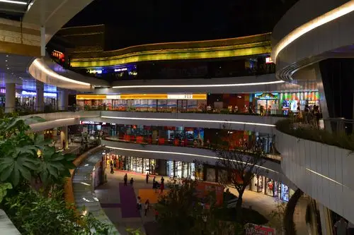 (实拍组图)上海市嘉定新城宝龙广场夜景