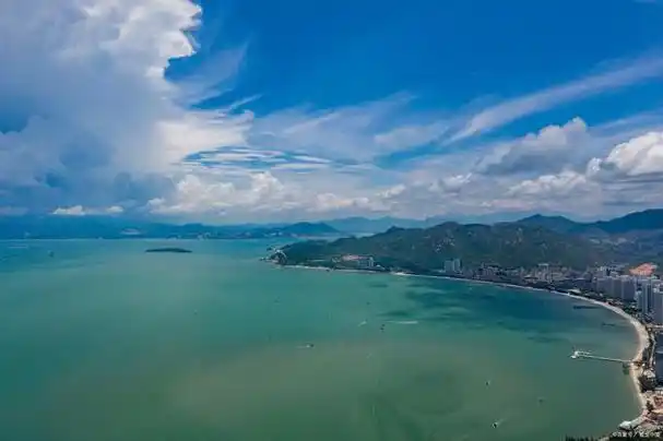 探索沙滩天堂:惠州双月湾旅游攻略