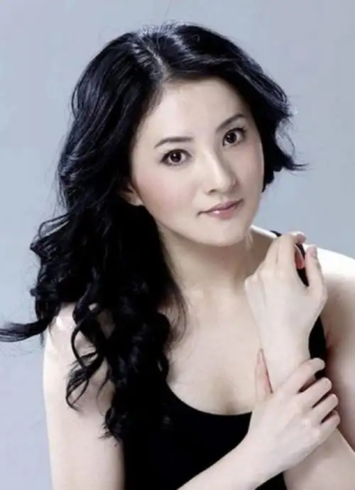 她曾是撒贝宁想娶的人,出道30年零绯闻,如今成这般模样!_金铭