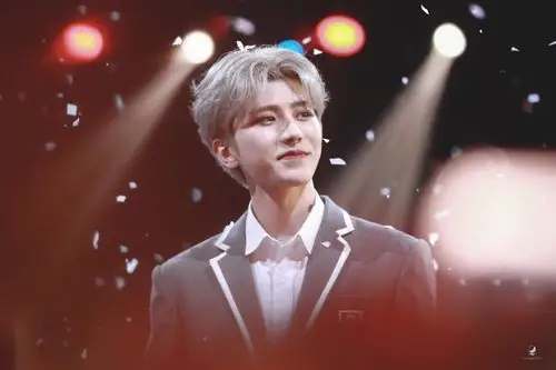 蔡徐坤 - 堆糖,美图壁纸兴趣社区