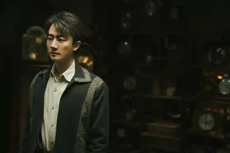 黄轩瞄准持续热播剧情高燃斗智斗勇