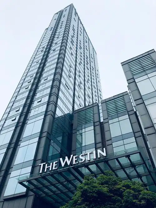 摘要宁波威斯汀酒店位于市中心黄金地段距天一广场著名餐厅购物中心三