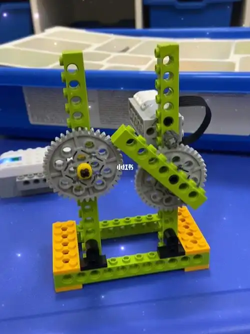 偏心圆,棘轮,齿轮比,齿轮啮合属于孩子们能做但不一定会说的类型#乐高