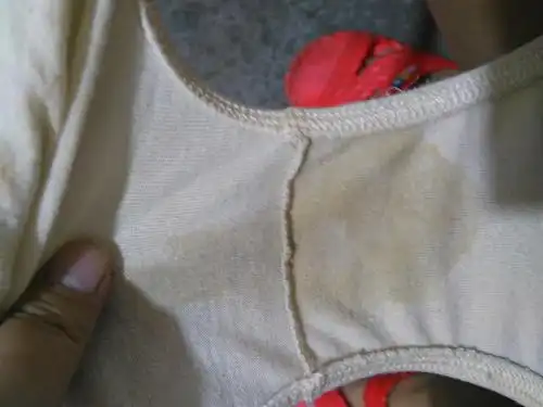 1  2015-09-07 08:05  404  回复(7) 1楼 去医院看看吧,羊水破了不能