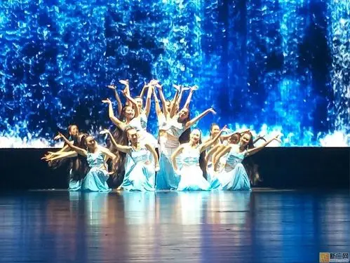 傣族舞《水》赏析 傣族舞喜水