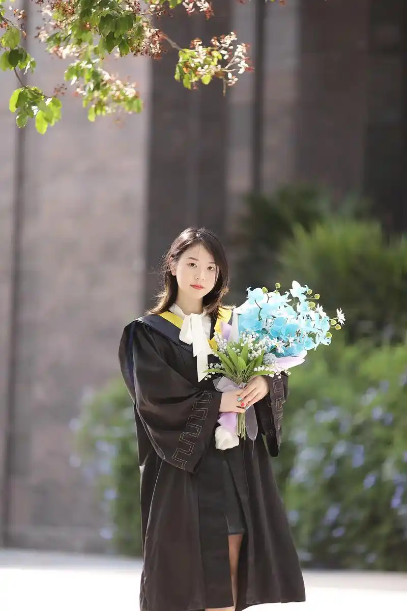 南宁约拍 #校园写真 #广西大学 #学士服毕业照 #最美毕 - 抖音